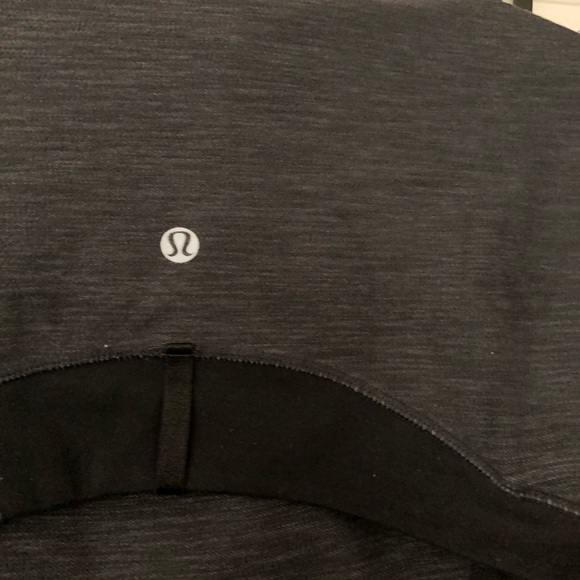 Dark Grey Lululemon Women’s Jacket - Size 12 - Picture 6 of 6